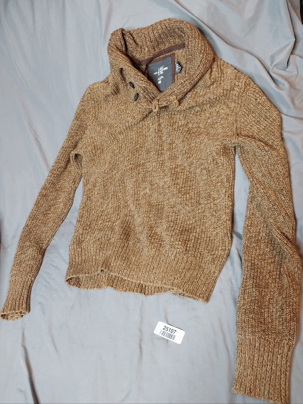 H&M LOGG Thick Neck Double Button Sweater
